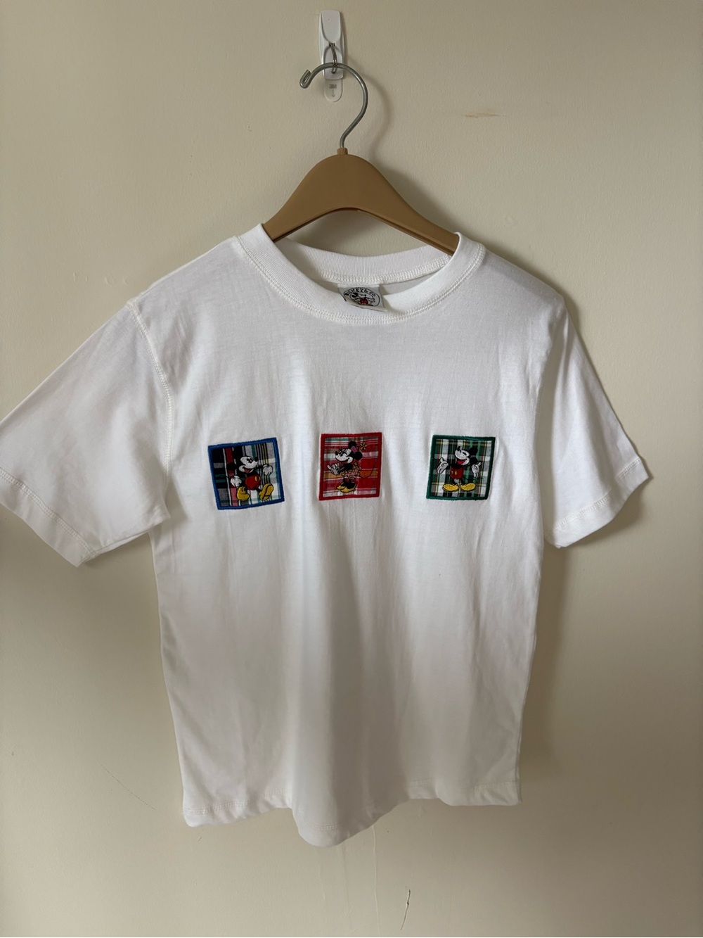 90’s Vintage Mickey Mouse White Tee